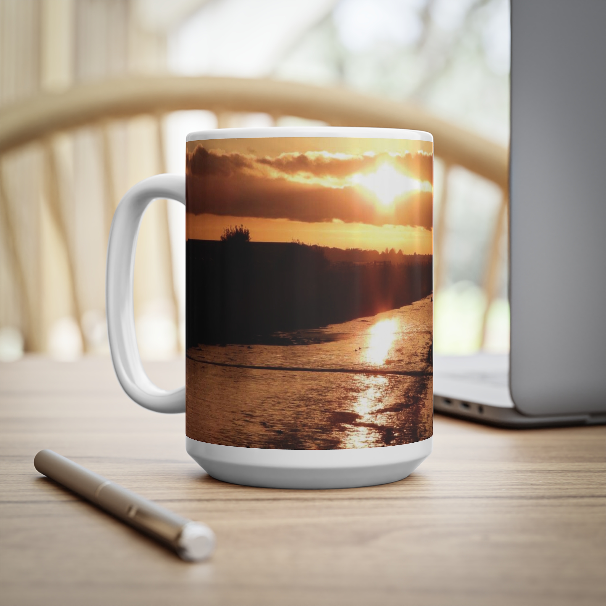 Decaying Wherry in the Mud             free P&P - Image 12